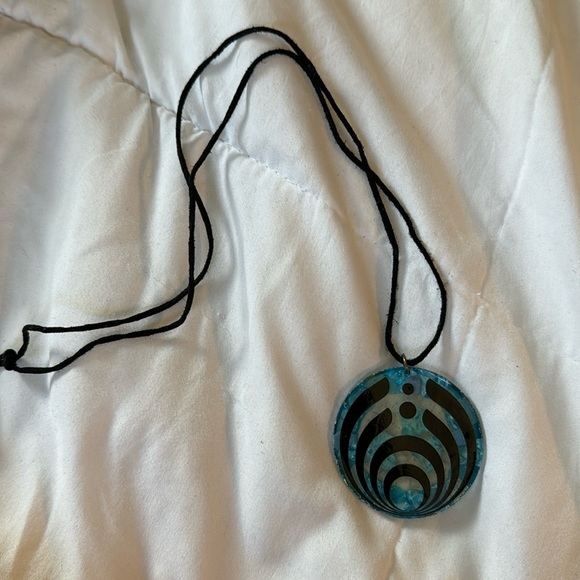 Light weight bassnectar necklace - Picture 2 of 2